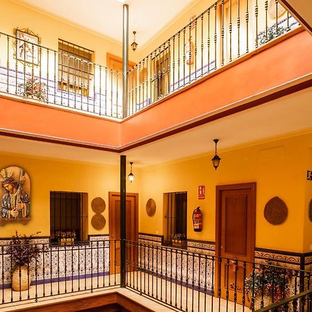 Pension Macarena Sevilla Kültér fotó