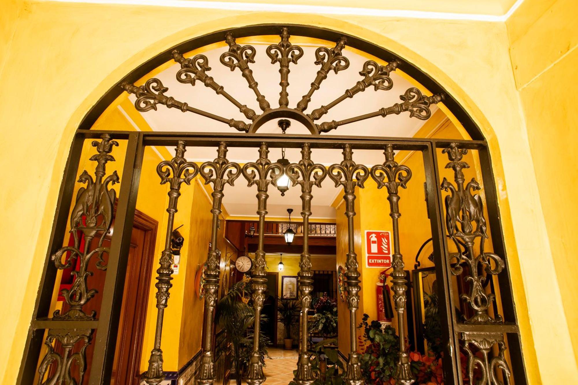 Pension Macarena Sevilla Kültér fotó